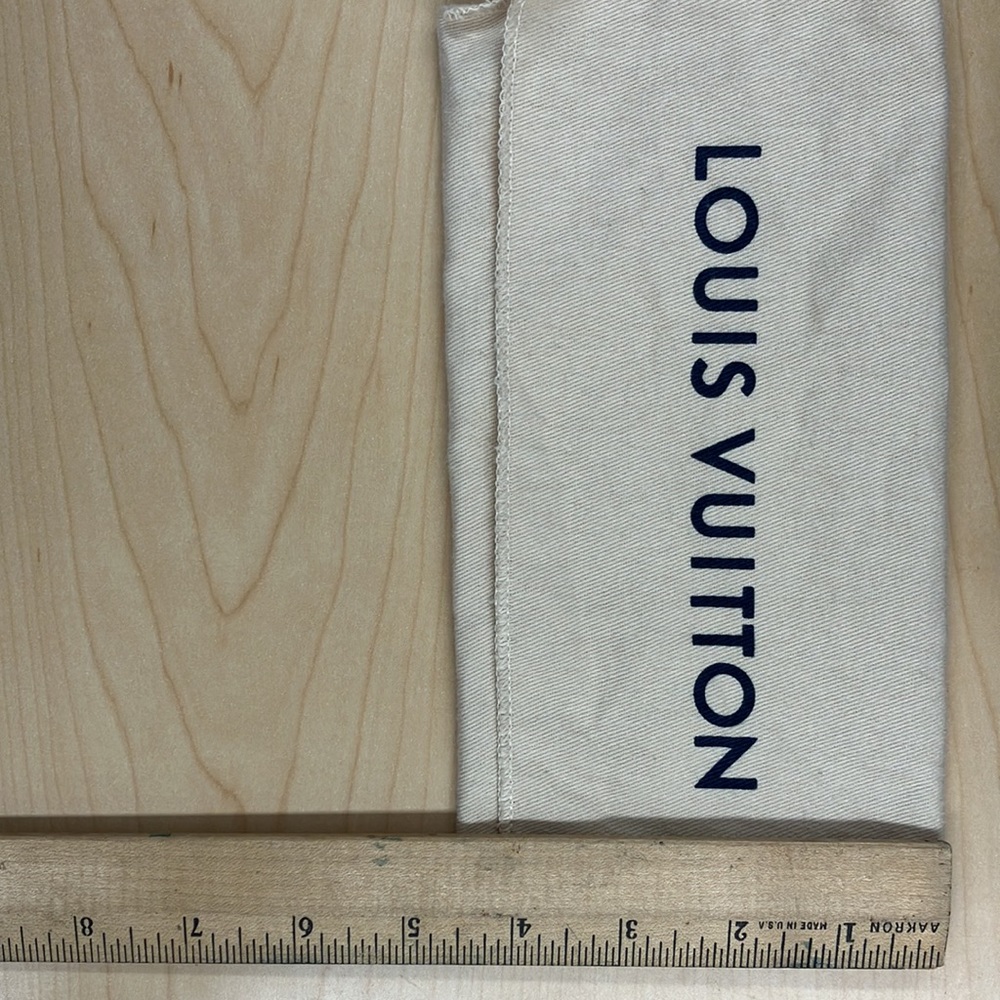 Authentic Louis Vuitton Wallet Duster Bag (Protection!) - Picture 7 of 7